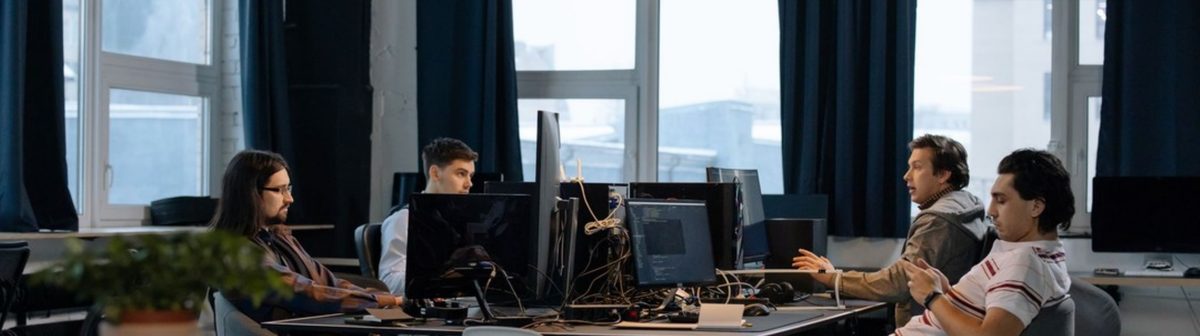 Slack Code: desarrolladores y agentes IA trabajan juntos en el mismo canal